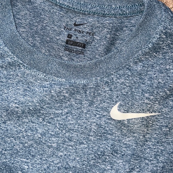 Nike 2 tee bundle - Picture 5 of 6